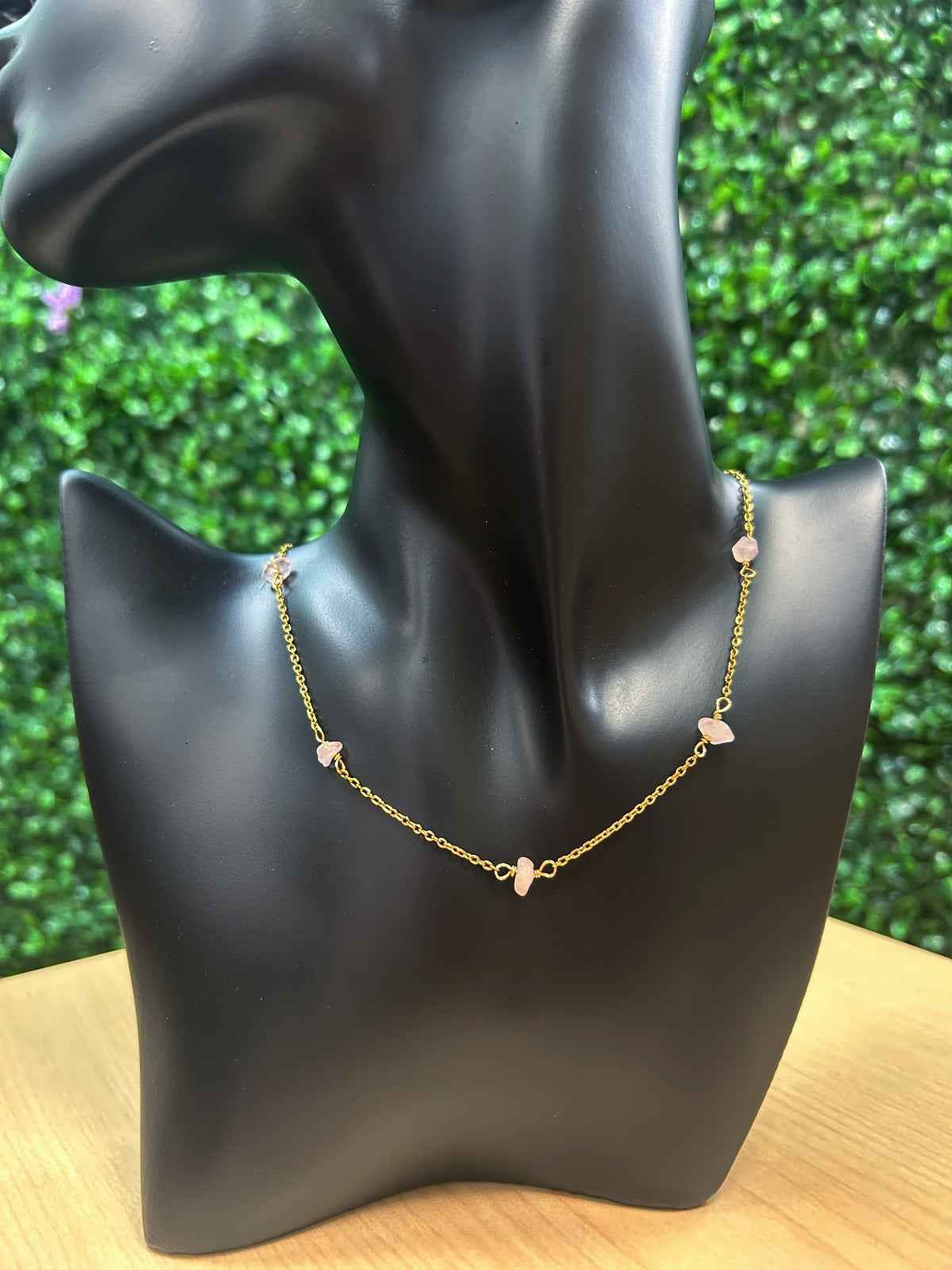 Rose Quartz Chip Adjustable Chain Necklace 6mm - Gold Stainless Steel