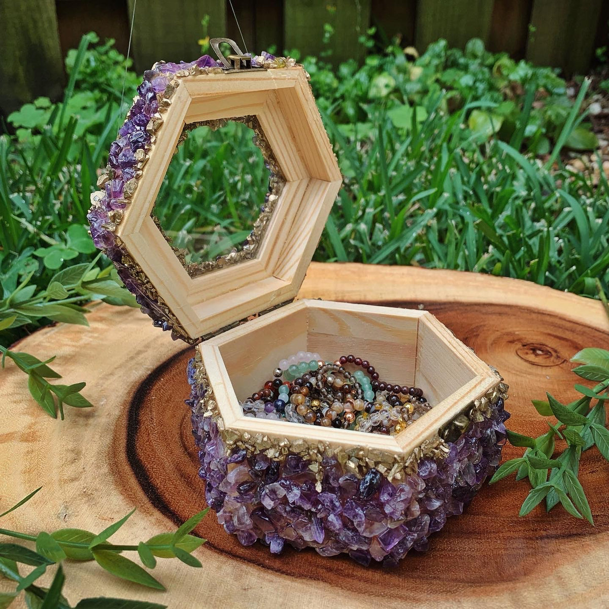 Mini Amethyst Hexagonal Coffer
