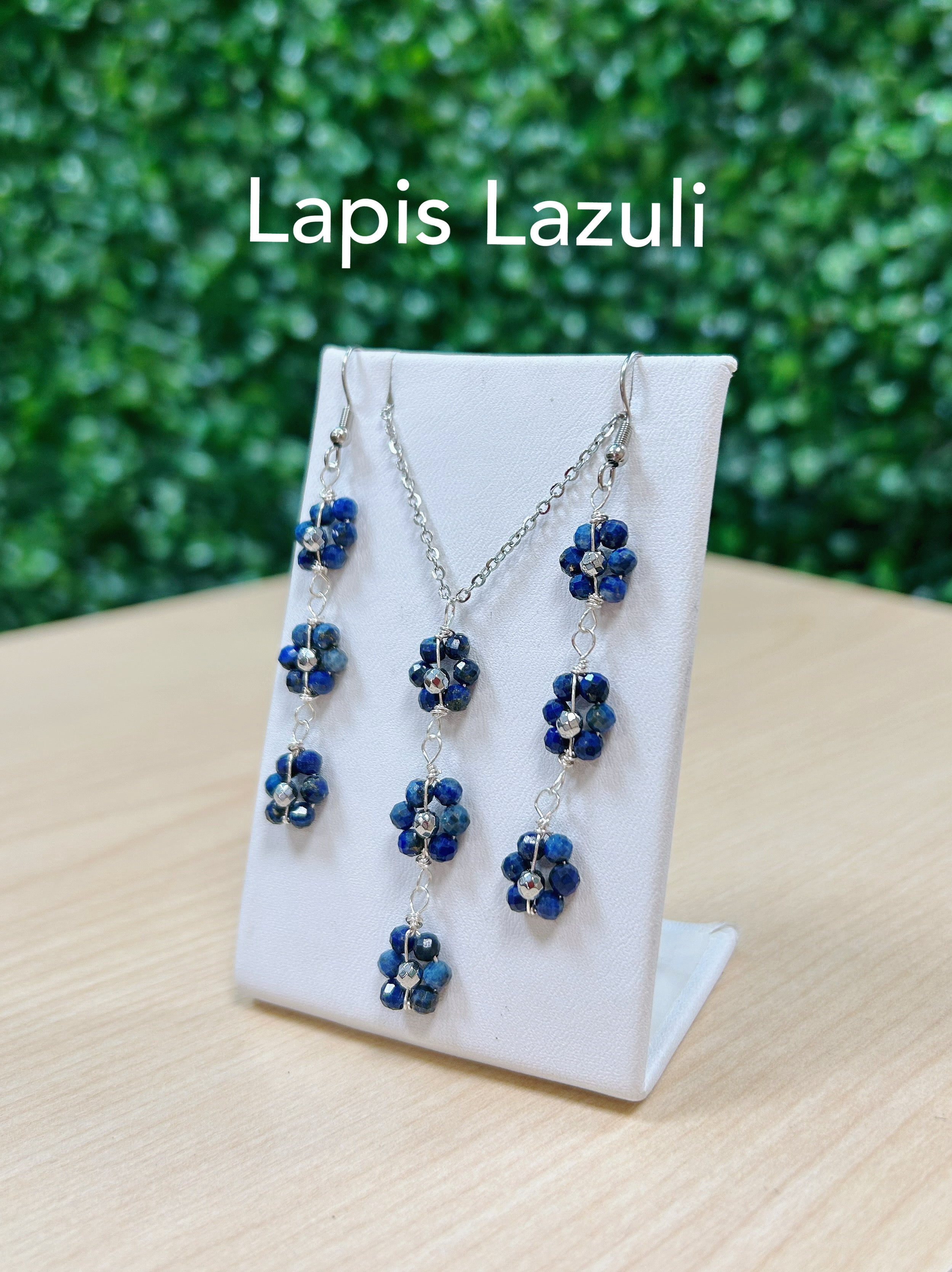 Dainty Flower Earrings and Necklace Set