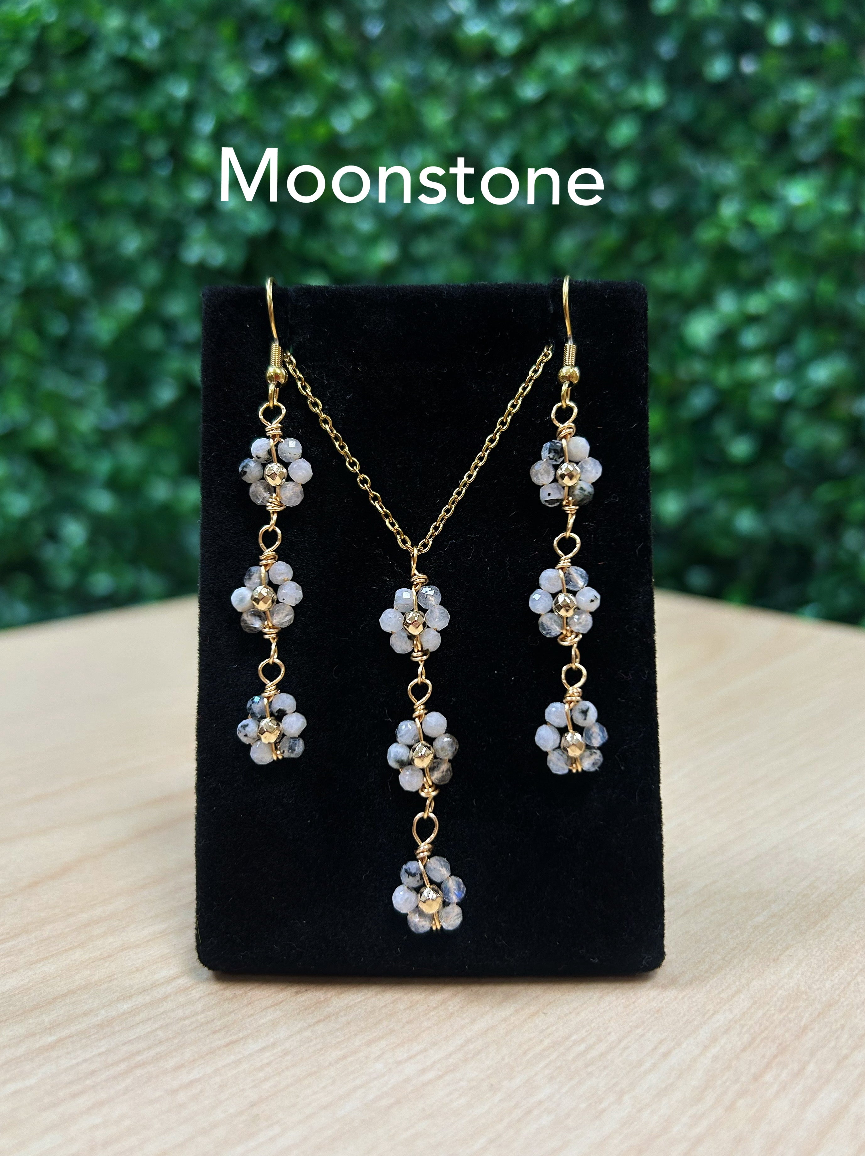 Dainty Flower Earrings and Necklace Set