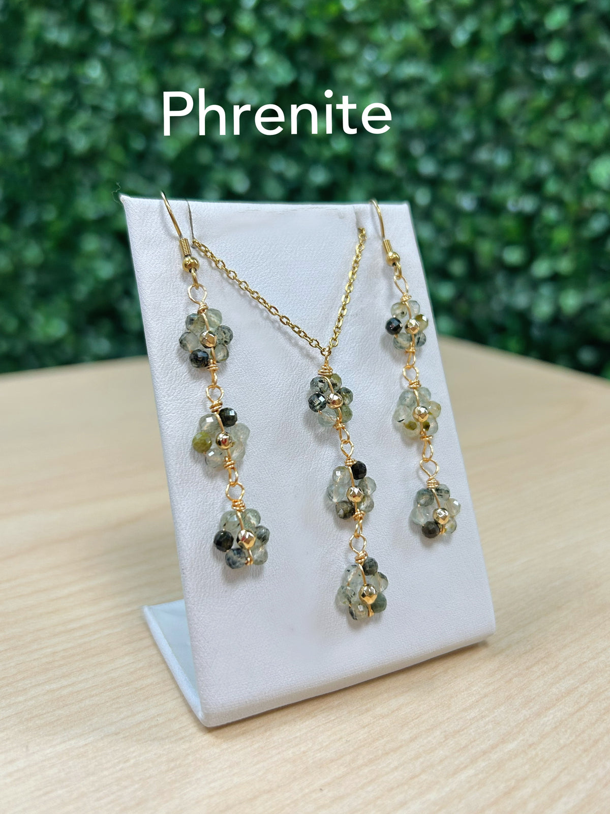 Dainty Flower Earrings and Necklace Set