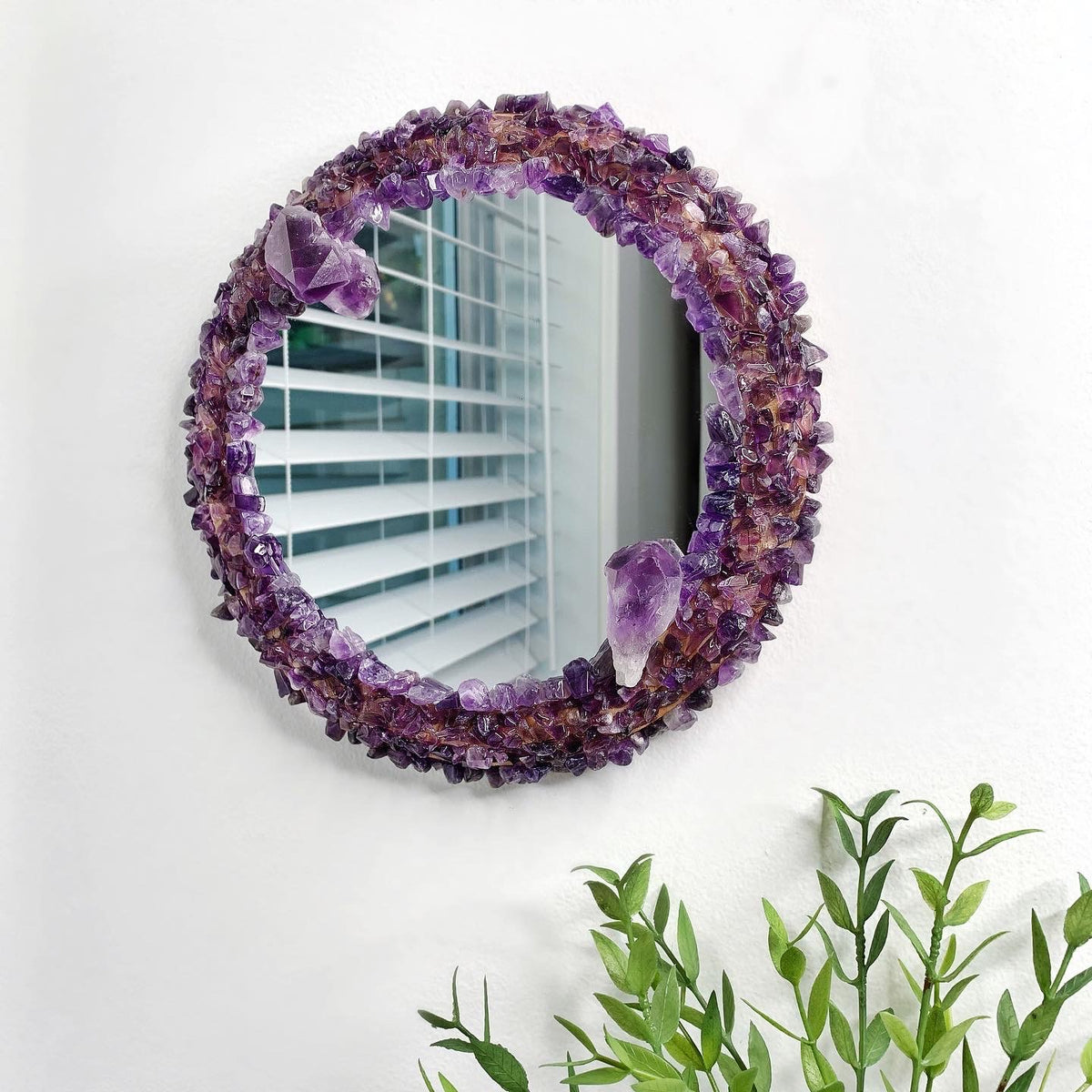 Round Fully Amethyst Mirror