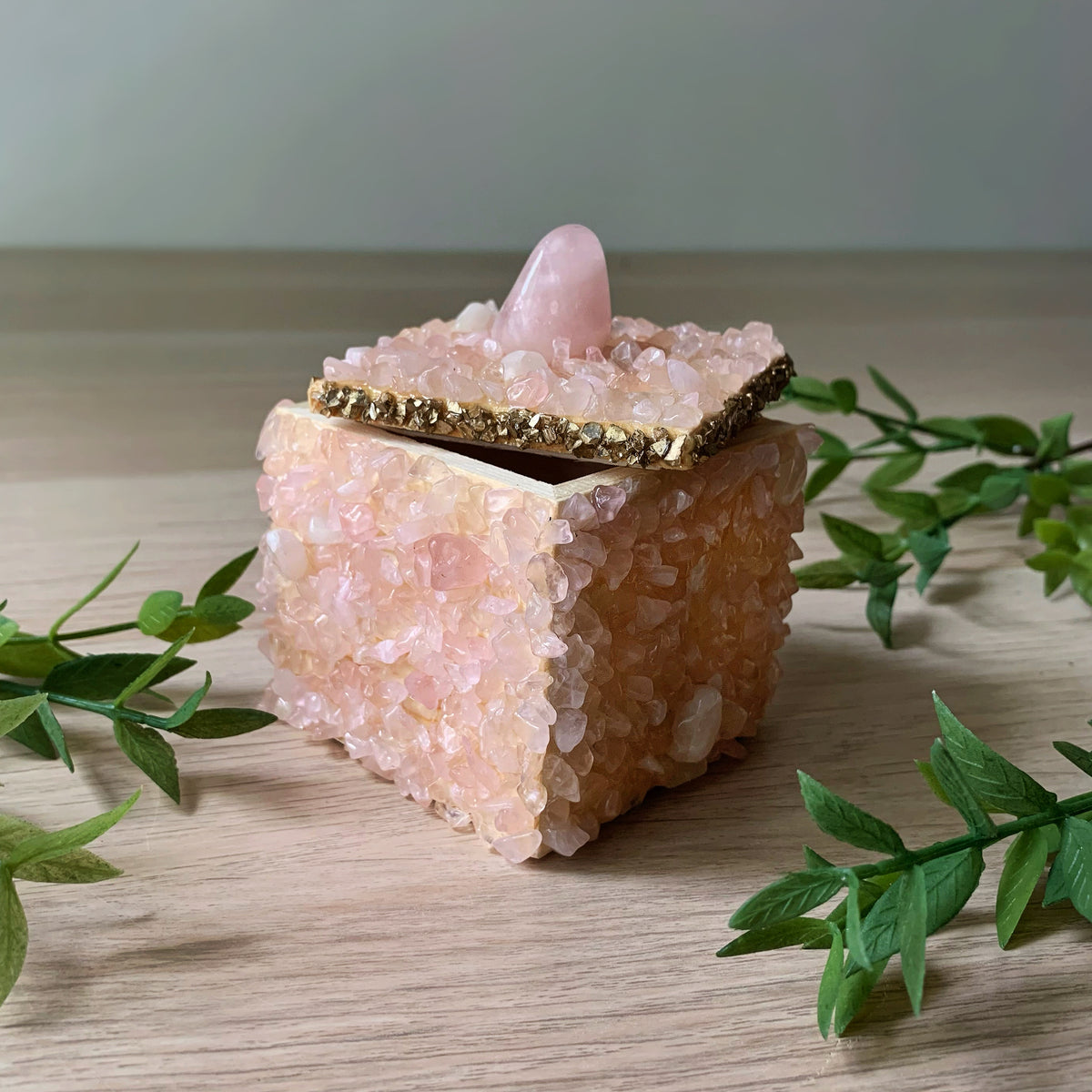 Mini Rose Quartz Box