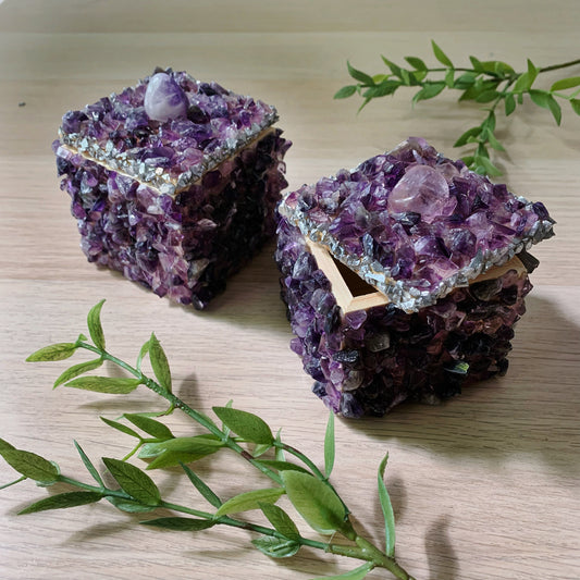 Mini Amethyst Box in Silver