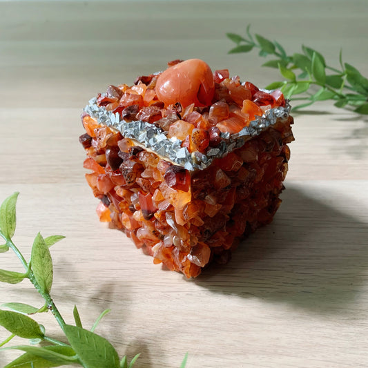 Mini Carnelian Box